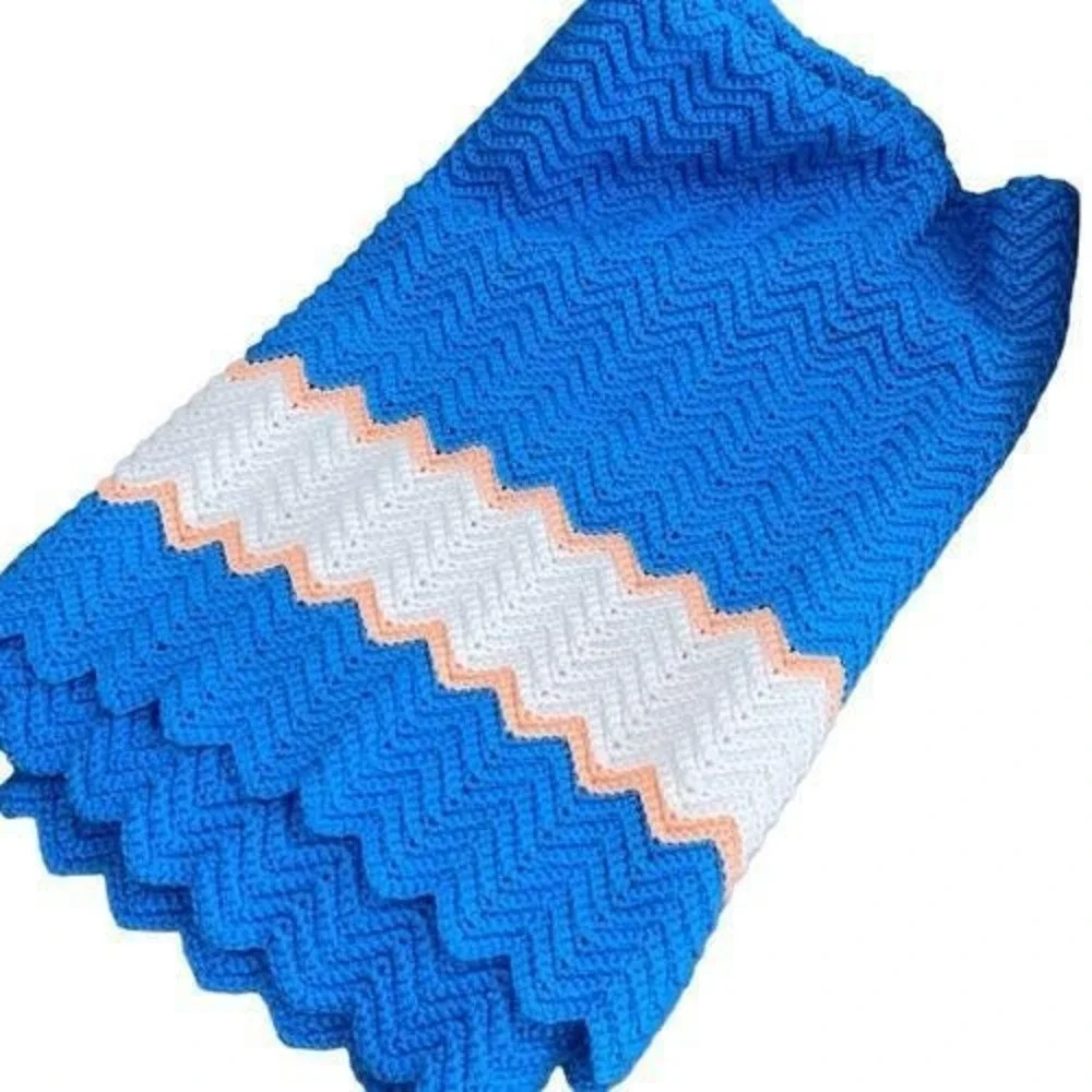 Handmade Crochet Chevron Ripple Afghan Throw Blanket Blue White‎ Peach Zigzag